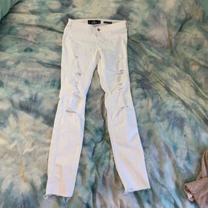 white skinny low rise hollister jeans size 3